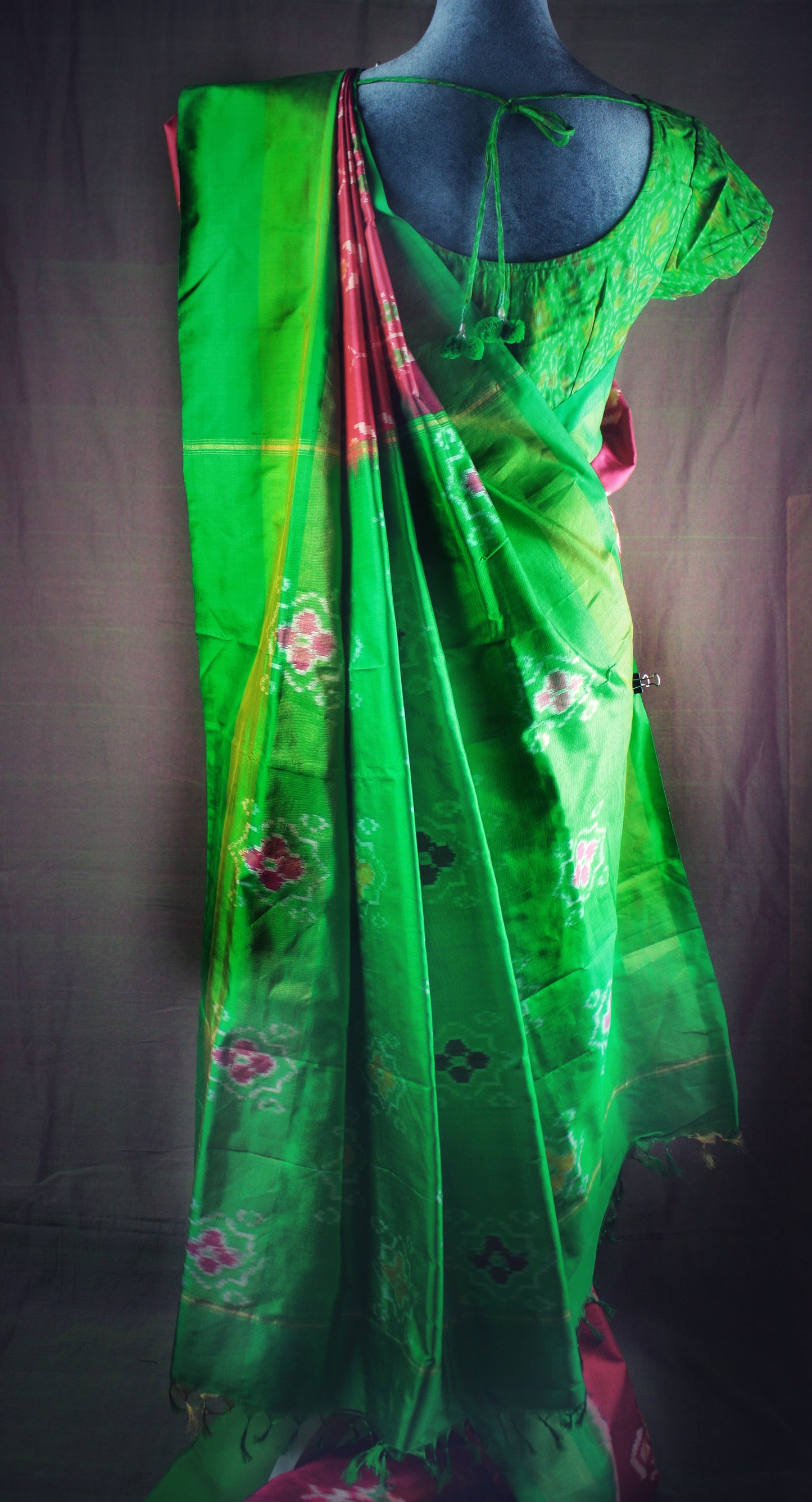 Pochampally Ikat Pure Silk Saree - Fuchsia Pink /Light green