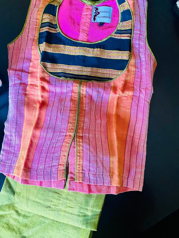 Girl's Ilkal Handloom Langa (Full skirt) + Top set