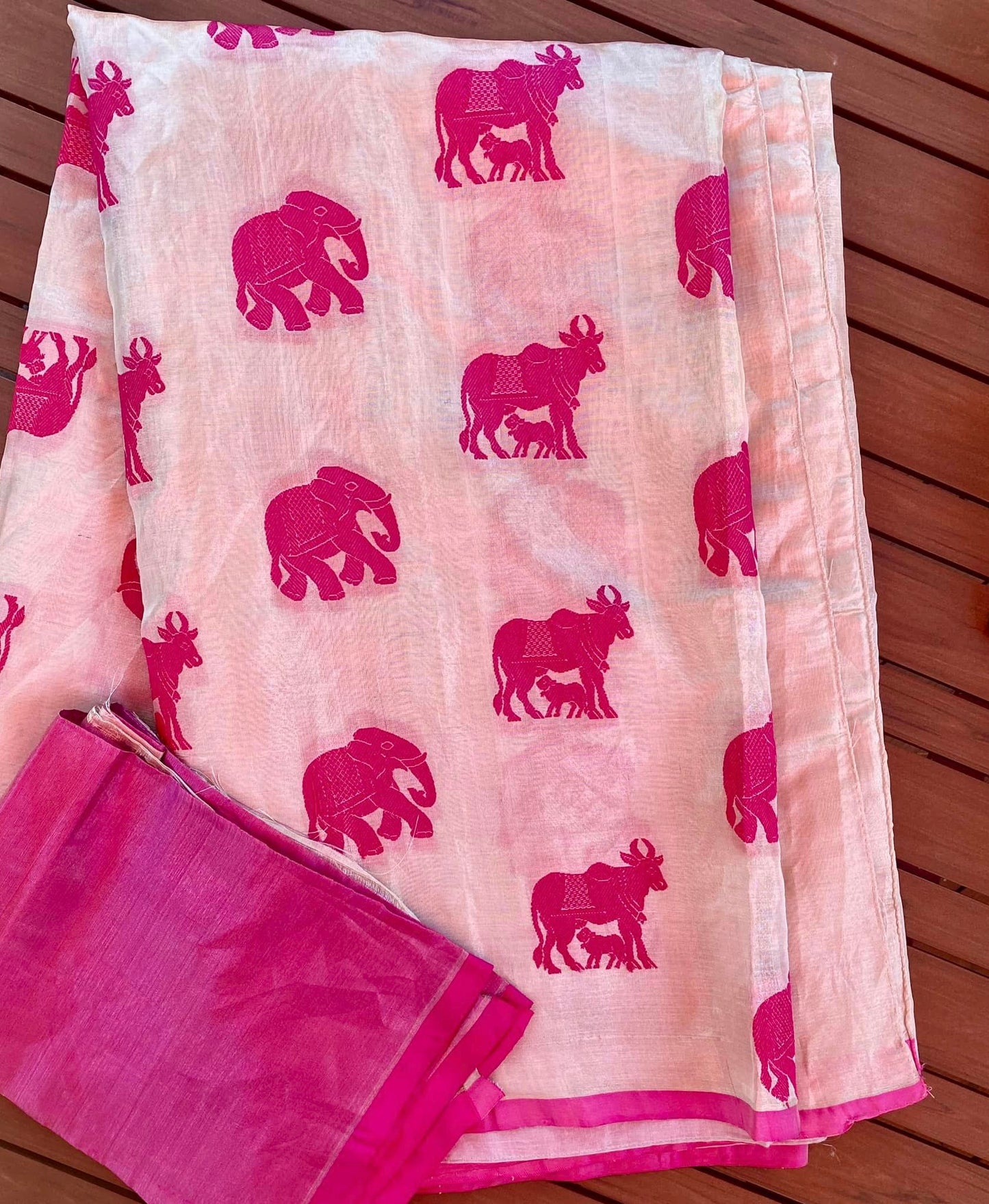 Venkatagiri Silk Tissue Saree - Silver/ Fuchsia Pink