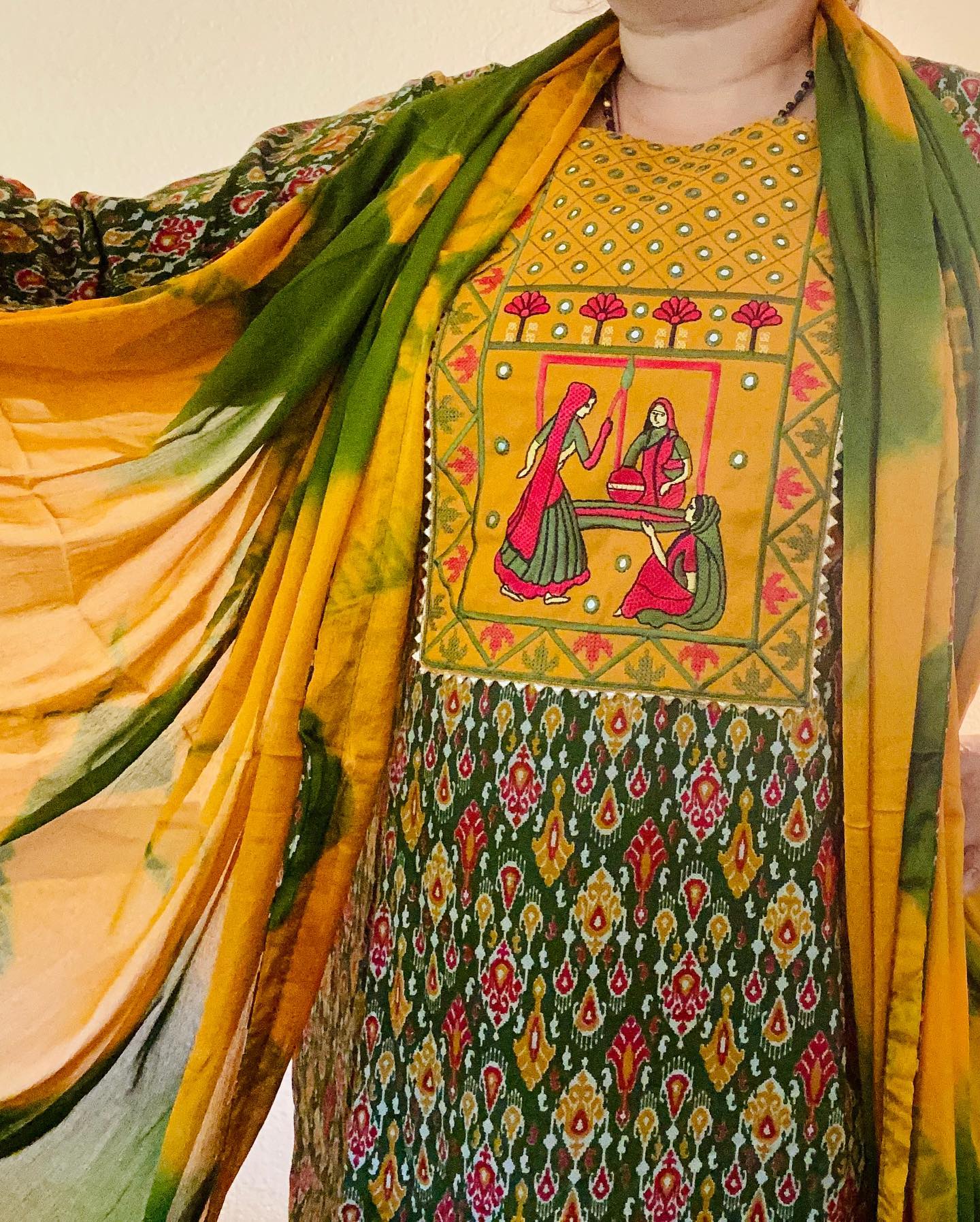 Hand embroidered Cotton Kurta set