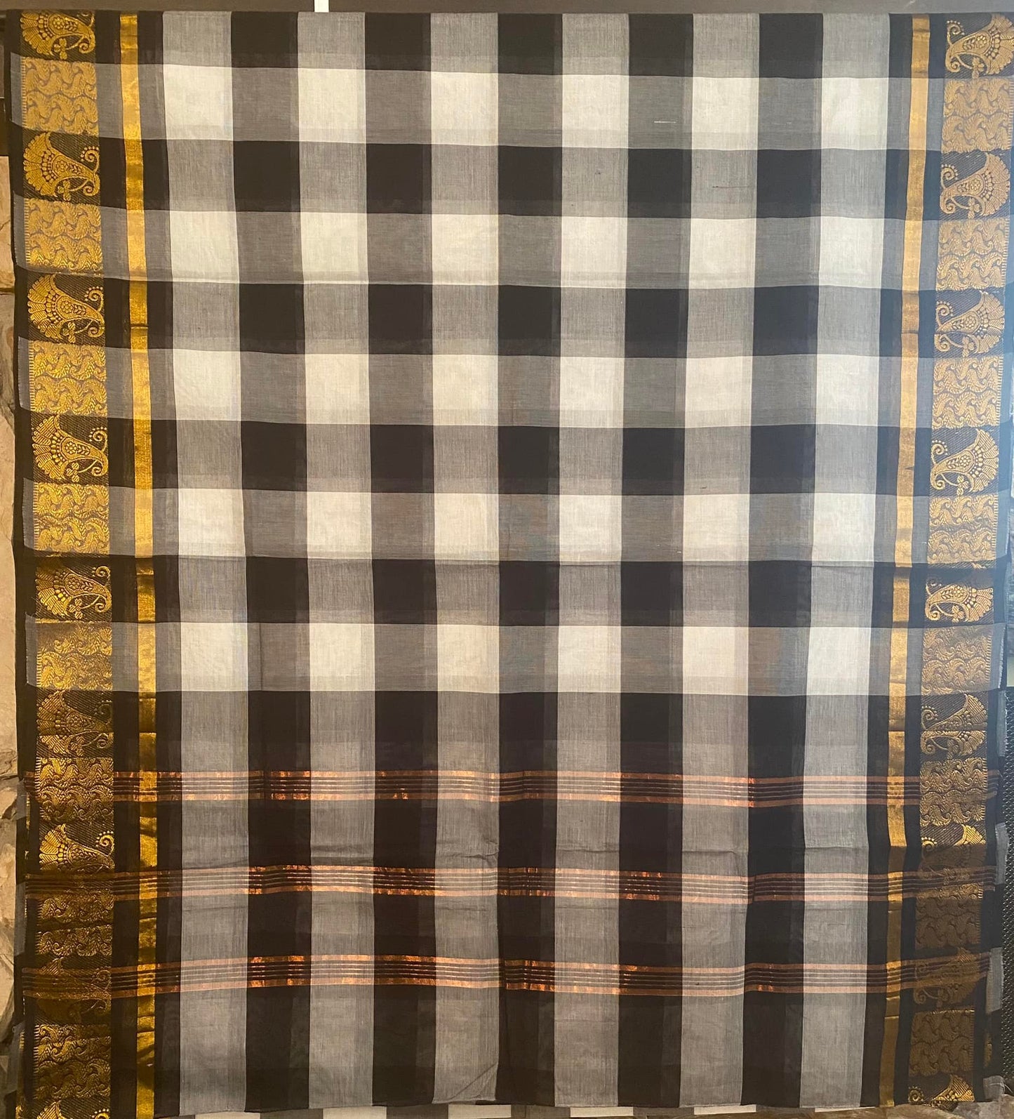 Kandangi Handloom Saree - Checks - Black/ White