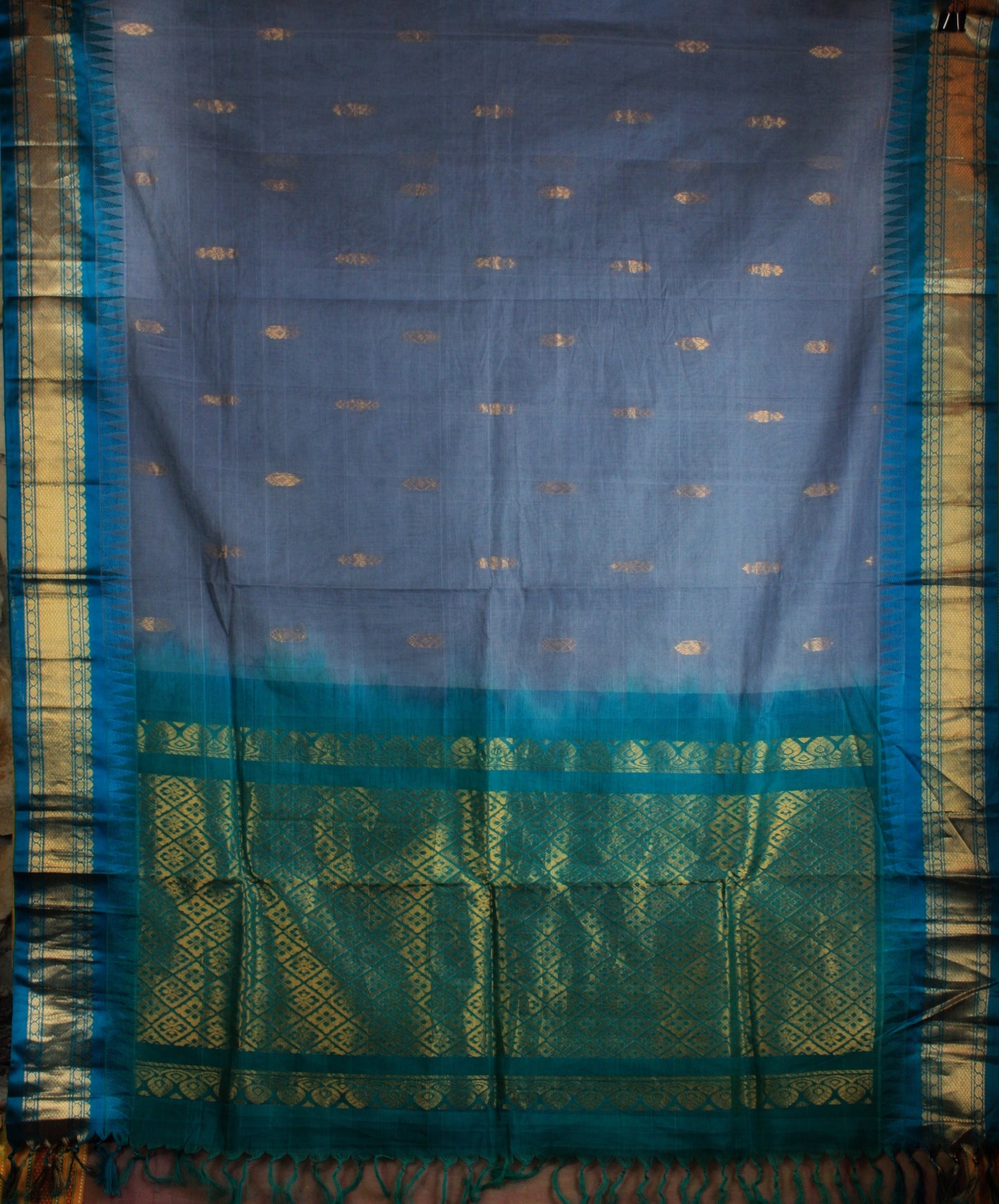 Gadwal Handloom Cotton Saree - Gray/ Turquoise