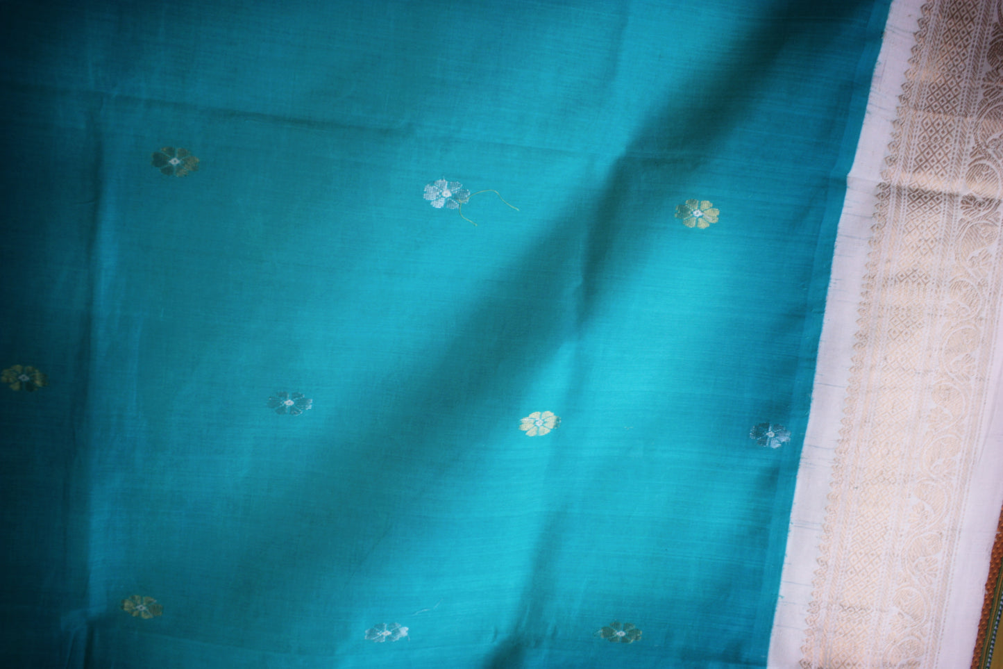 Gadwal Handloom Cotton Saree - Turquoise / White