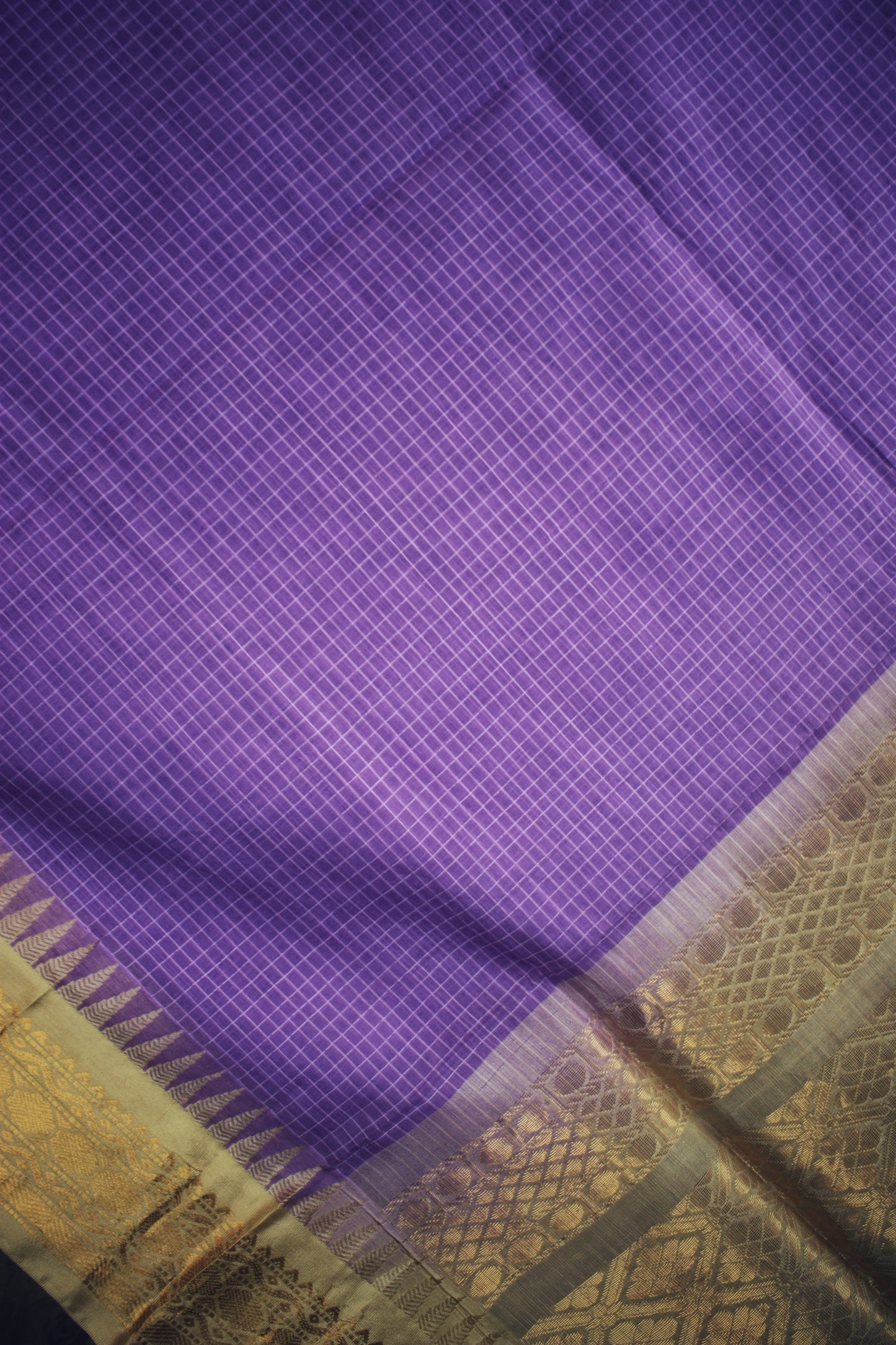 Gadwal Handloom Cotton Saree - Lavendar/ Cream