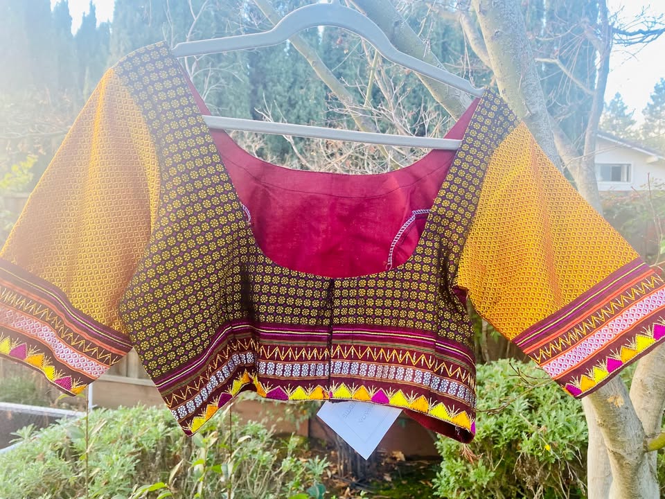 Khun Handloom Blouse with lambani hand embroidery -old