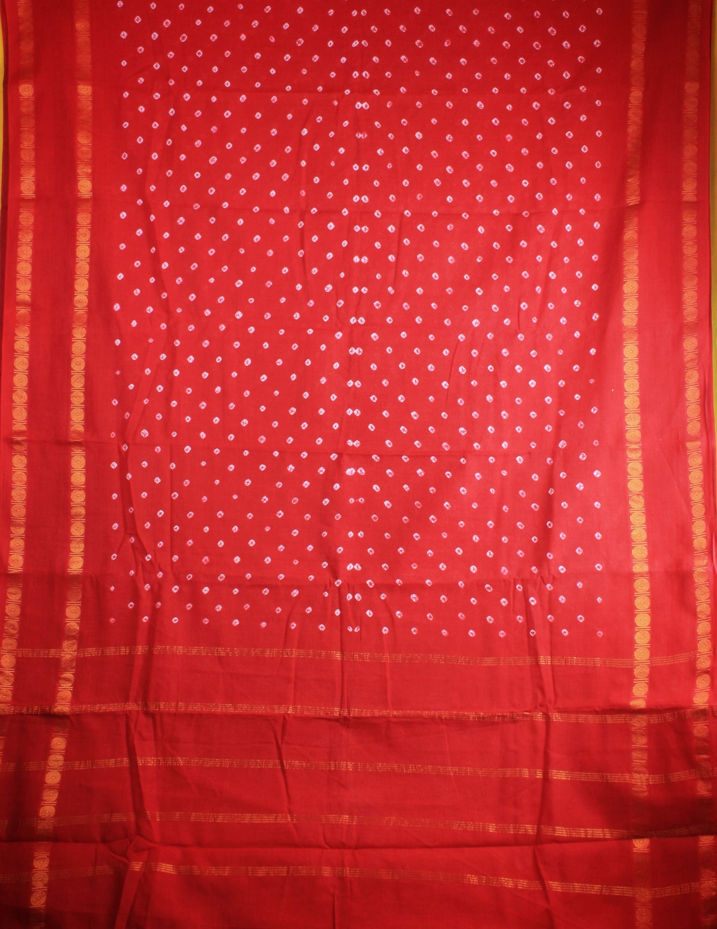 Kaikattu Sungudi Cotton Saree - Red