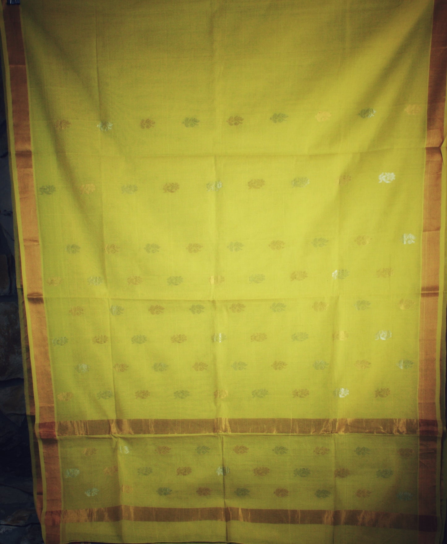 Venkatagiri Cotton Saree - Neon -big motif