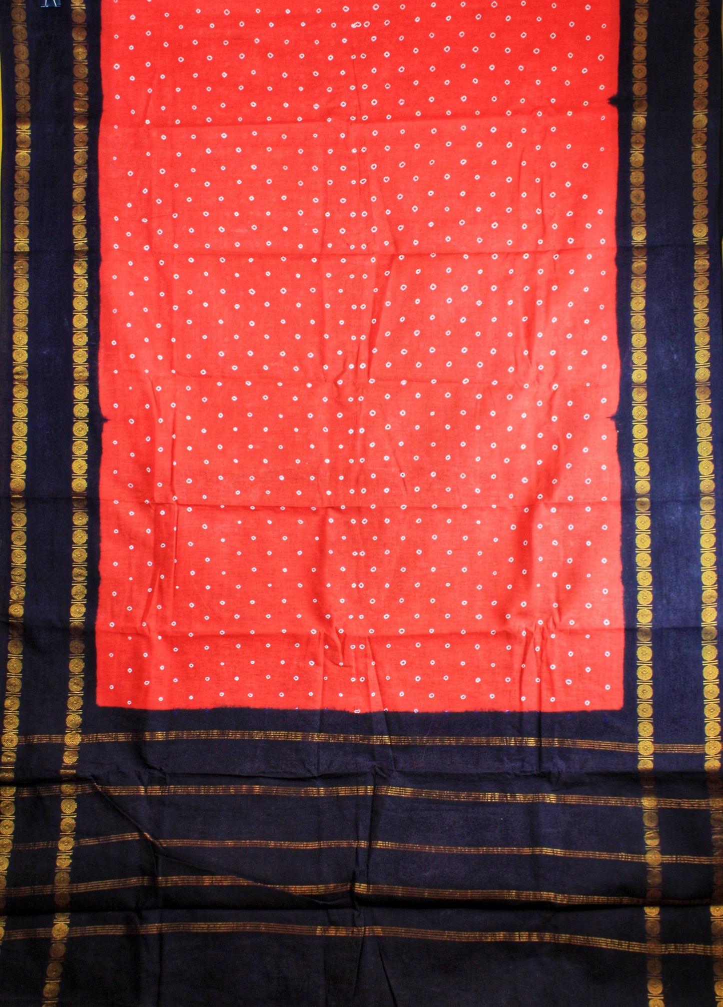 Kaikattu Sungudi Cotton Saree - Red/ Black