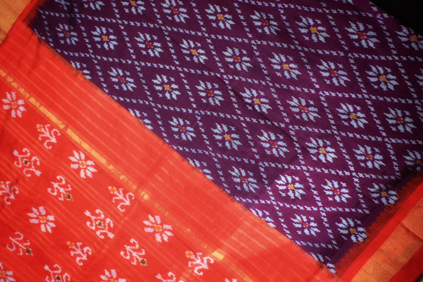 Pochampally Ikat Pure Silk Saree - Purple / Orange